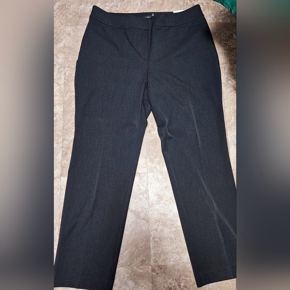 Ann Taylor Black Cropped Ankle Pants
